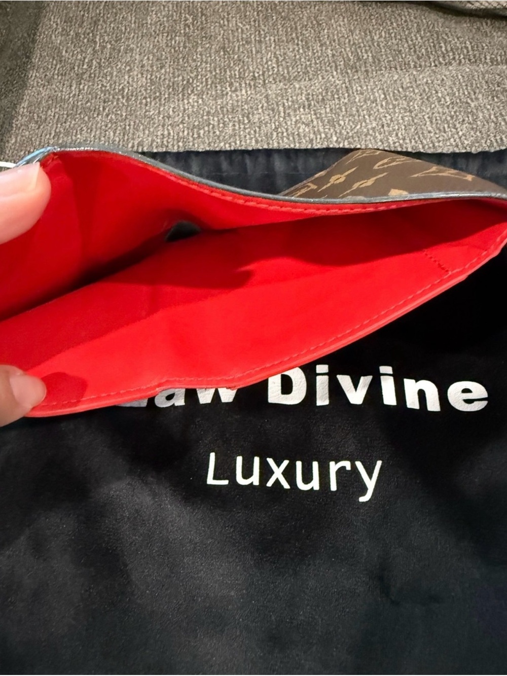🌟Louis Vuitton Monogram Flower
Lock Wallet with Red accents🌟 (Authenticated) - Picture 7 of 10